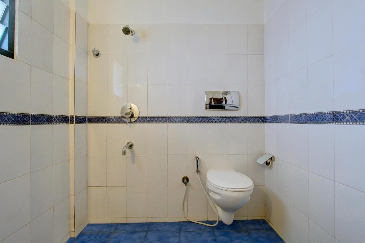 Oyo 10464 Serenity Hotel