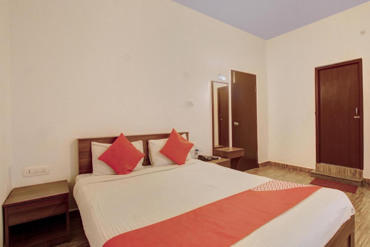 Oyo 10464 Serenity Hotel 3*