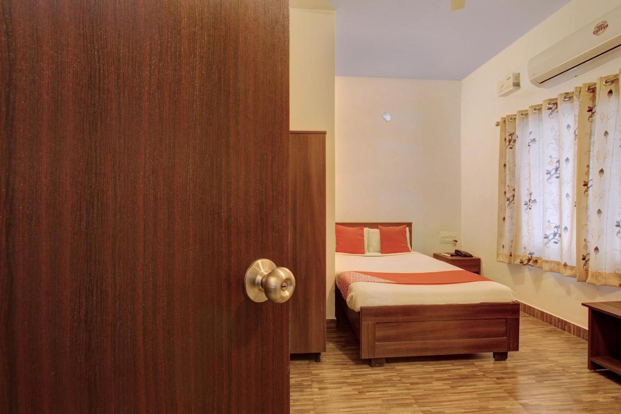 Oyo 10464 Serenity 3* Mysore