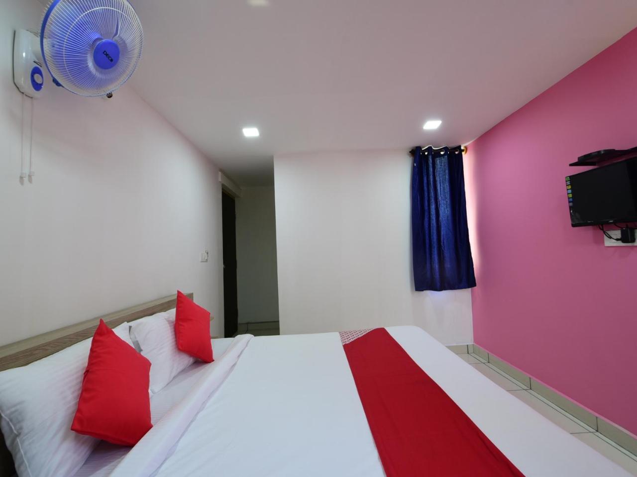 Oyo 18487 V Wella Hotel 3*