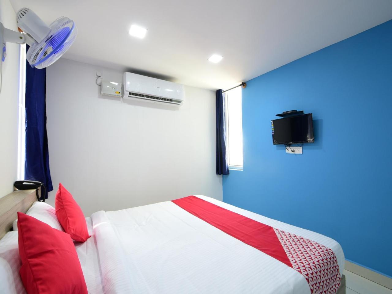 Oyo 18487 V Wella 3* Mysore