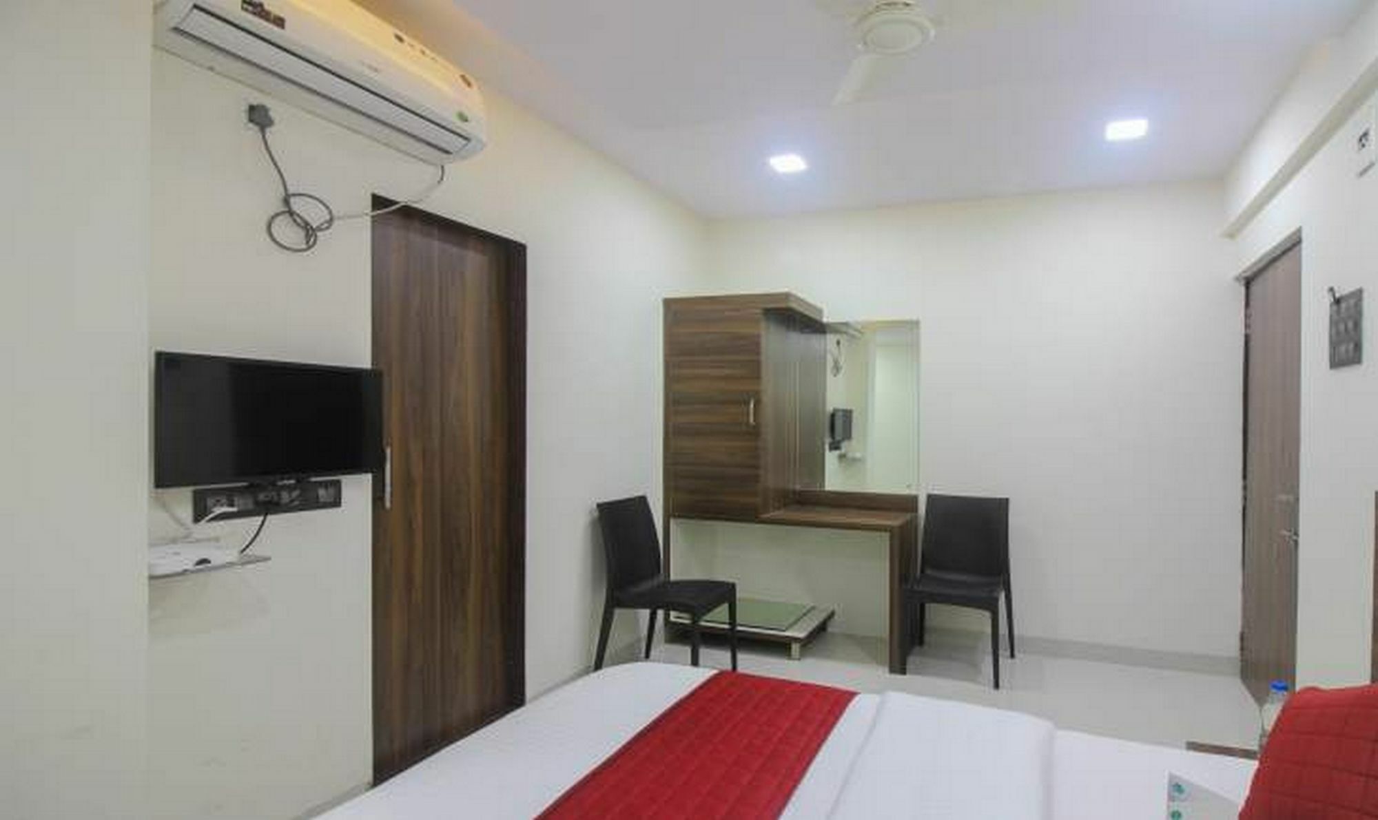 Fabhotel Dawn Hotel