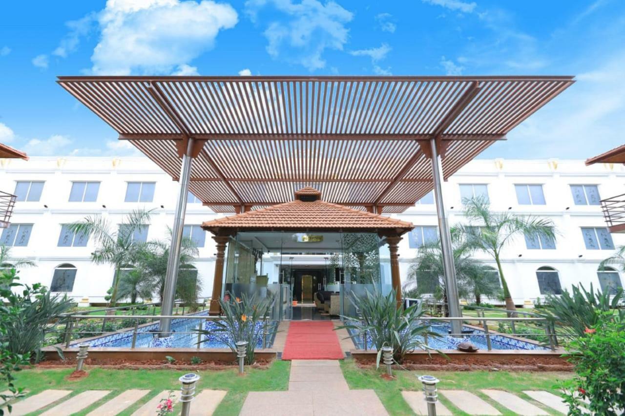 Jal Mahal And Resort