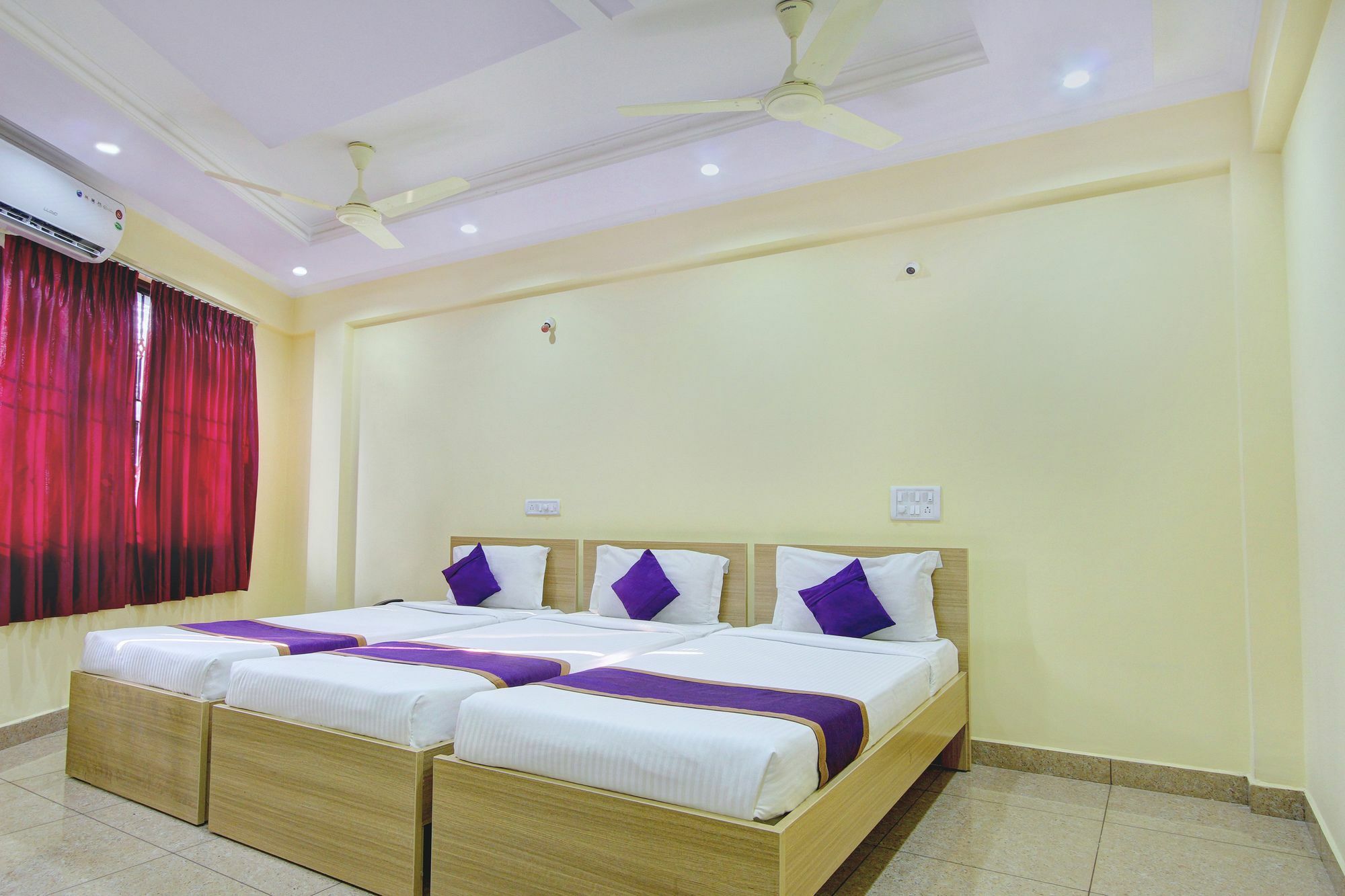Hotel Sri Sai Comforts Mysore