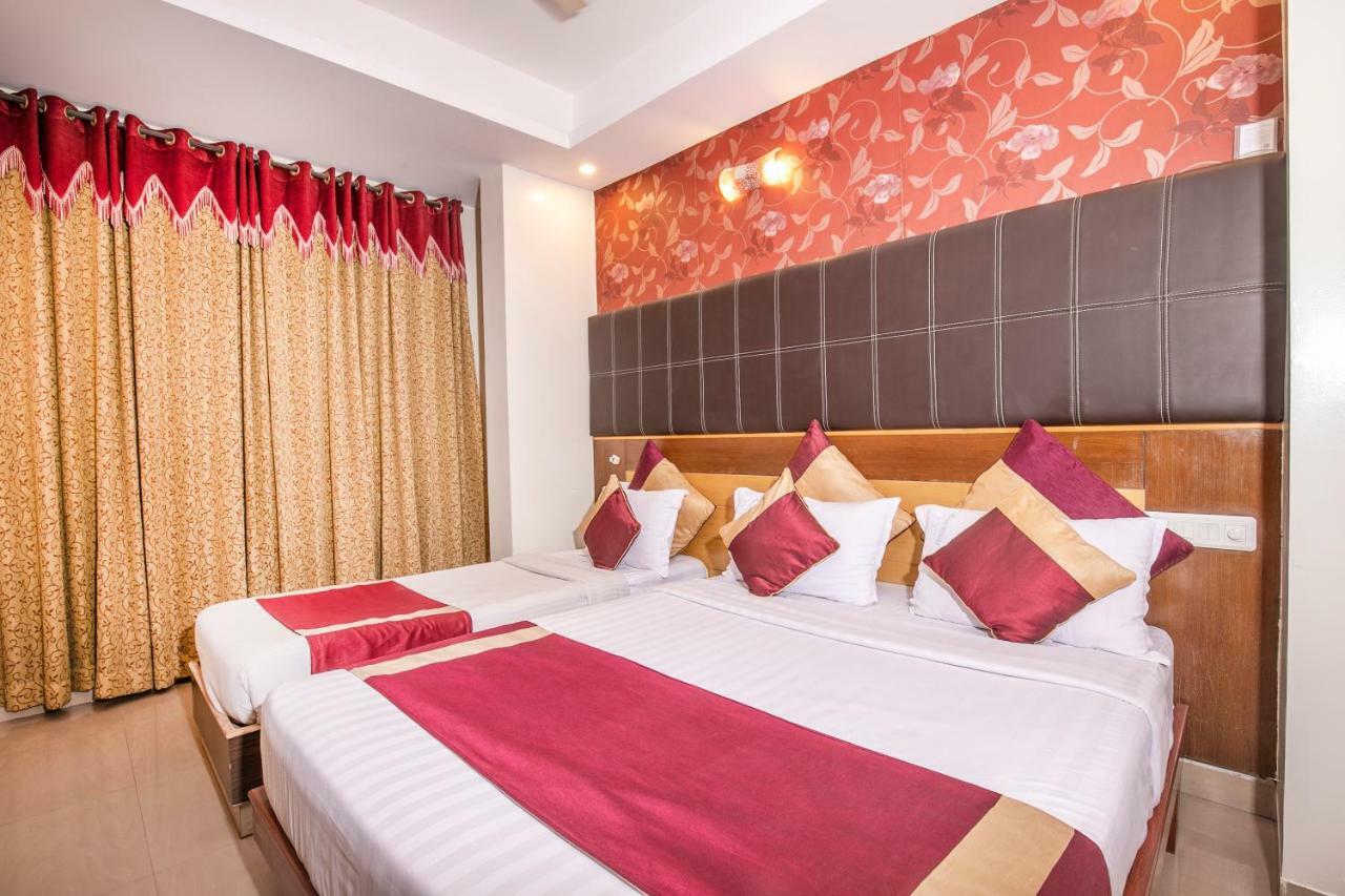 Aishwarya Residency Hotel 2*