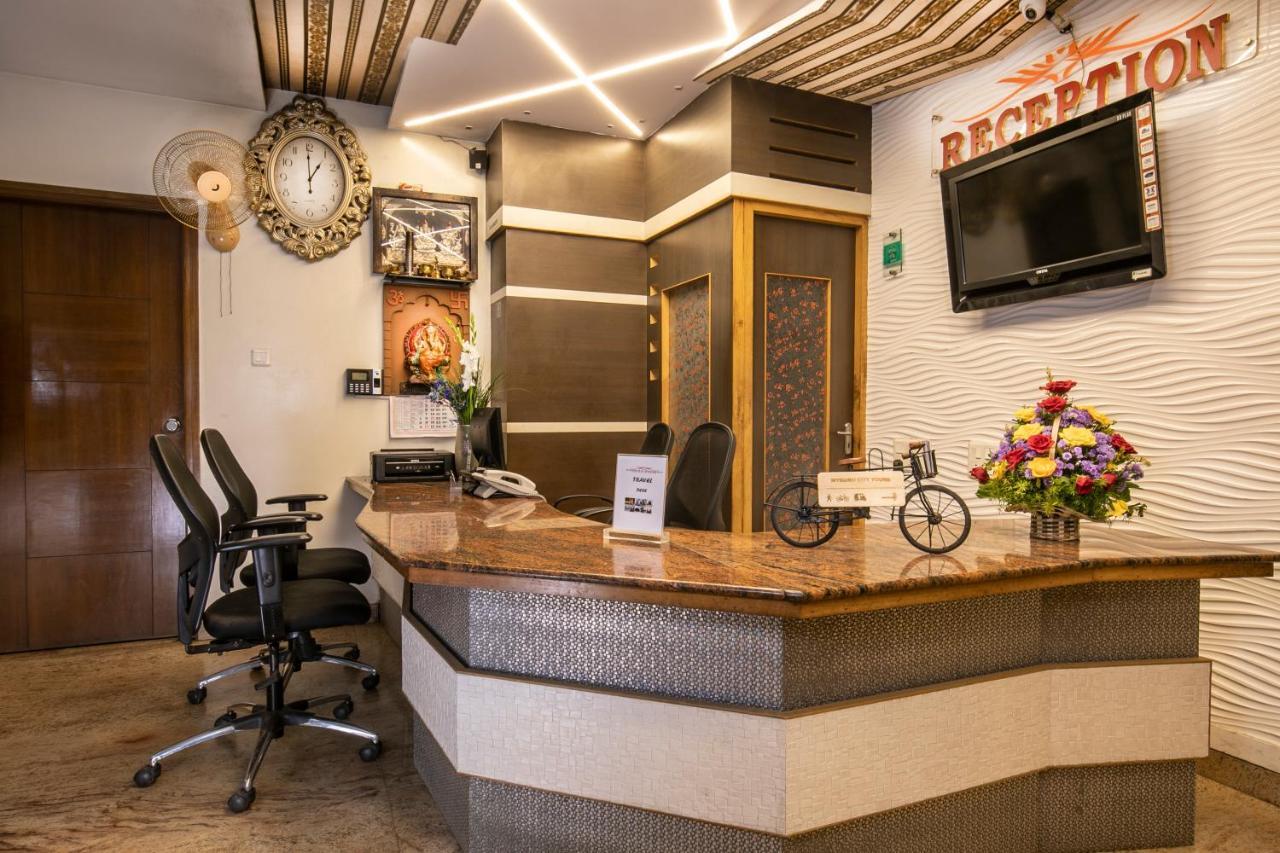 Hotel Aishwarya Residency 2*