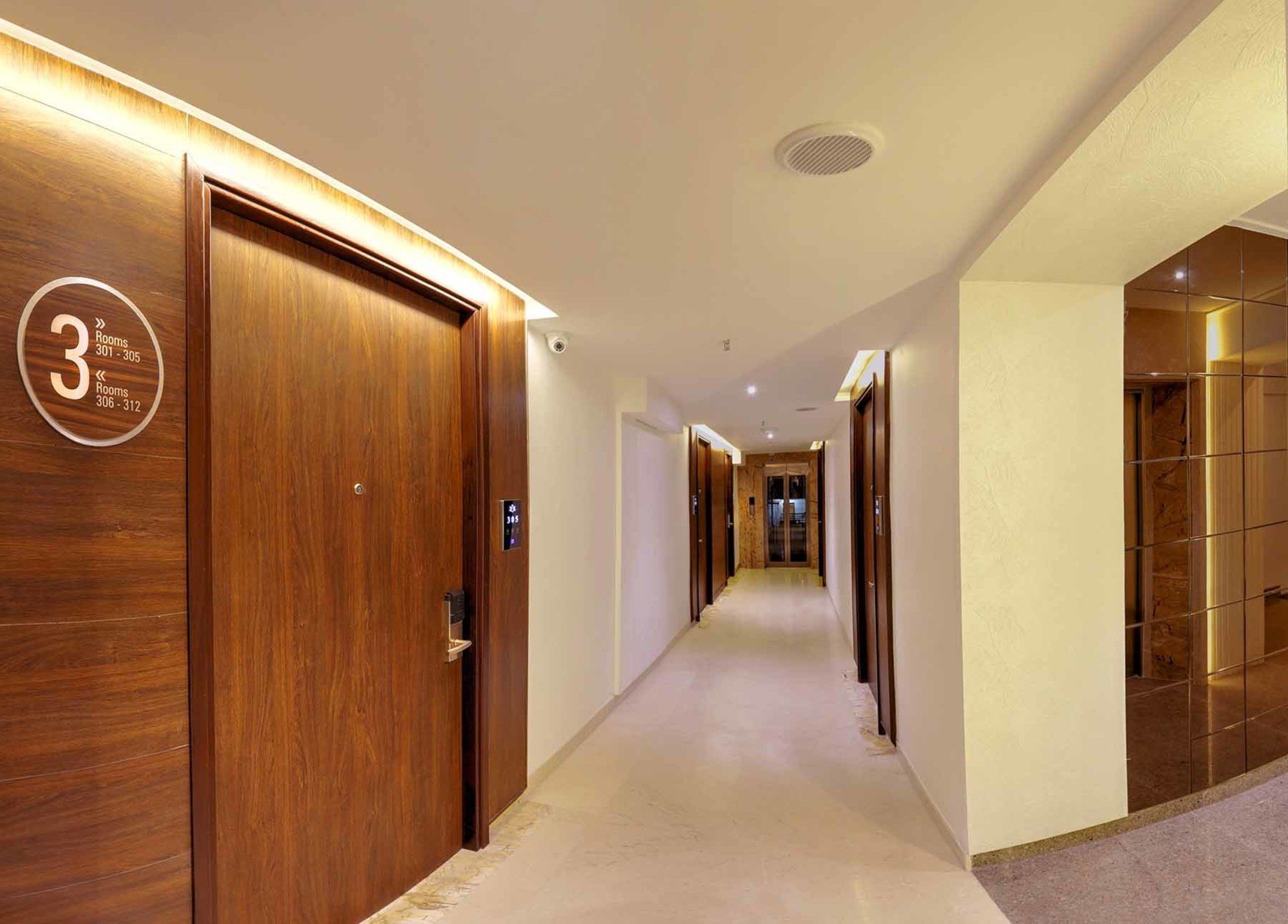 Roopa Elite 4* Mysore