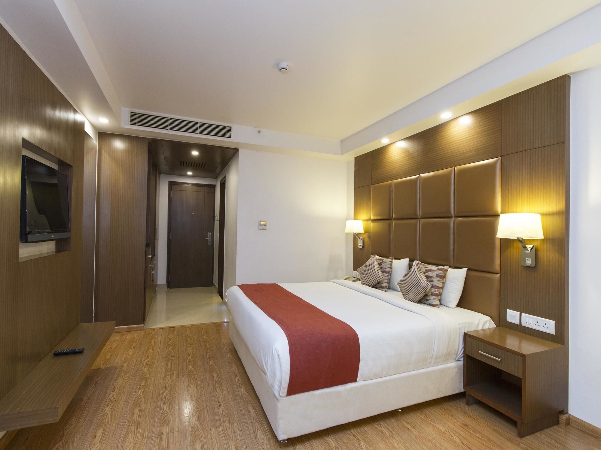 Oyo Elite Mysore