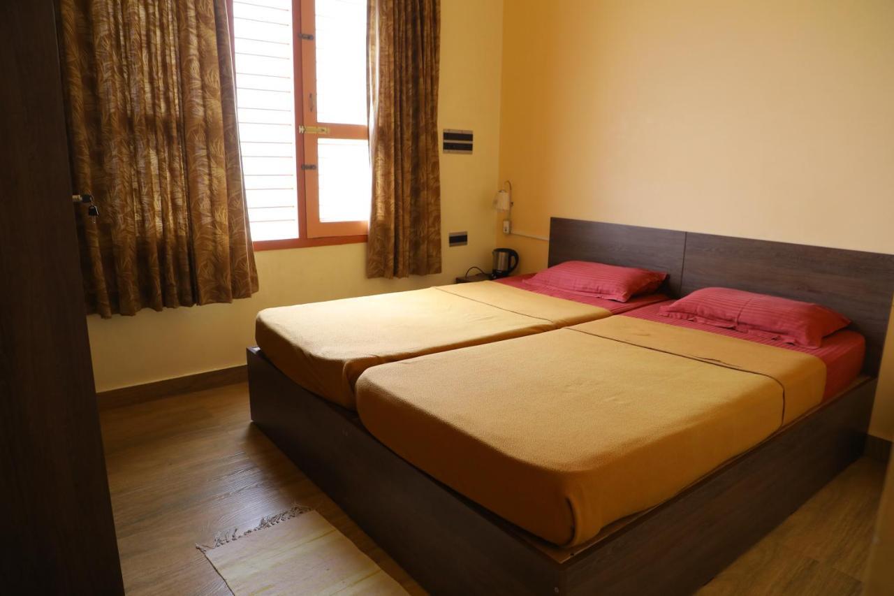 Nirvana Yoga Shala Bed & Breakfast *