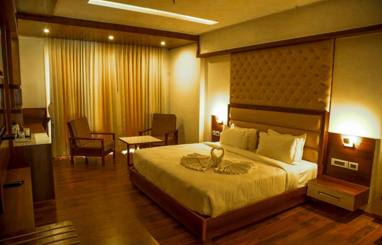 Hotel Preethi International